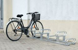 Aparcabicis a diferentes alturas de 6 plazas