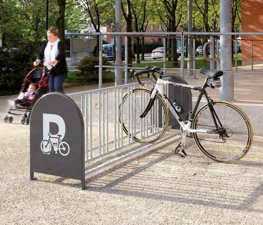 Aparcabicis señalizado de 16 plazas