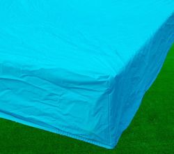 Arenero de madera con cubierta superior